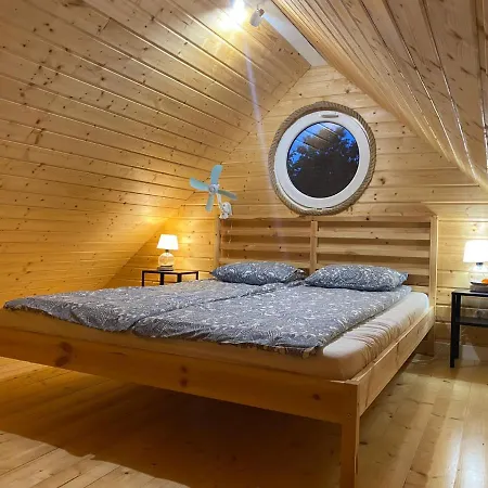 別荘 Sloneczny Zakatek Slajszewo